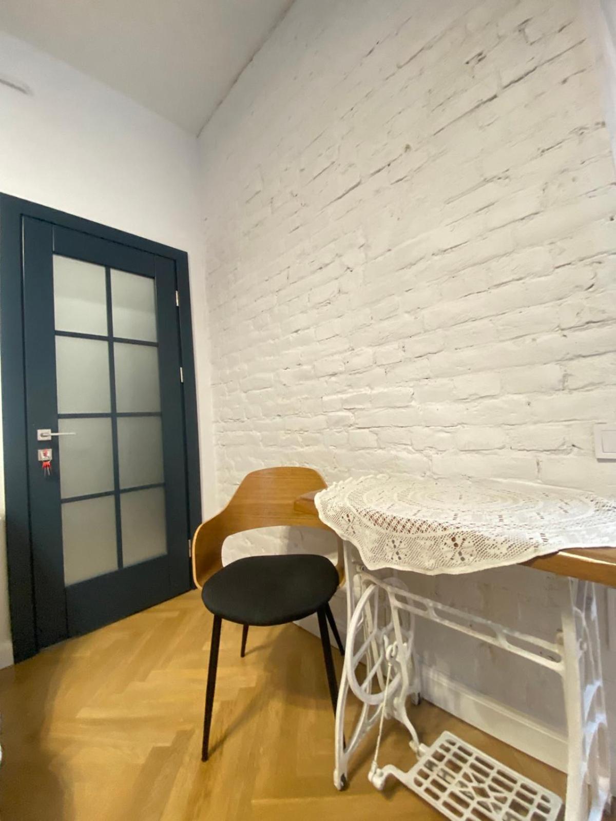 Lvapart 3 вул ковжуна центр не далеко від ж д вокзалу звітні документи Apartament